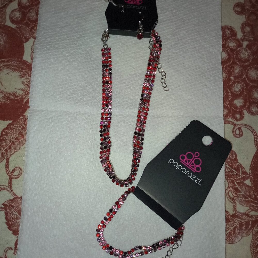 Red Choker Set